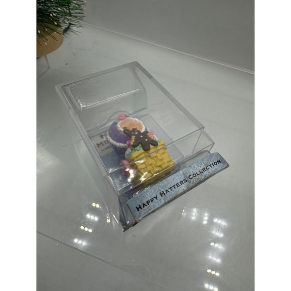 Hallmark Keepsake 2000 Merry Miniatures Happy Hatters Collection Bonnie Bonnet - Picture 6 of 7